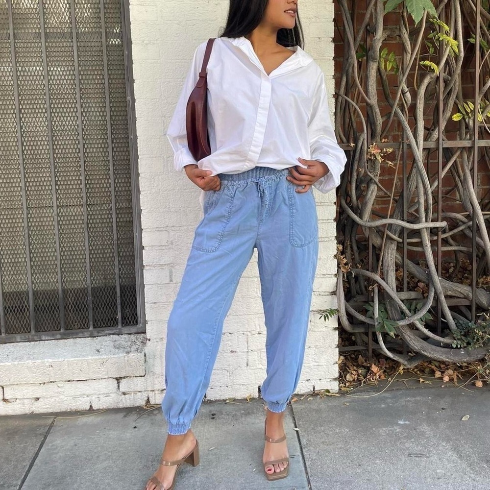 Love tree Light blue high-waisted jogger pants with elastic waistband